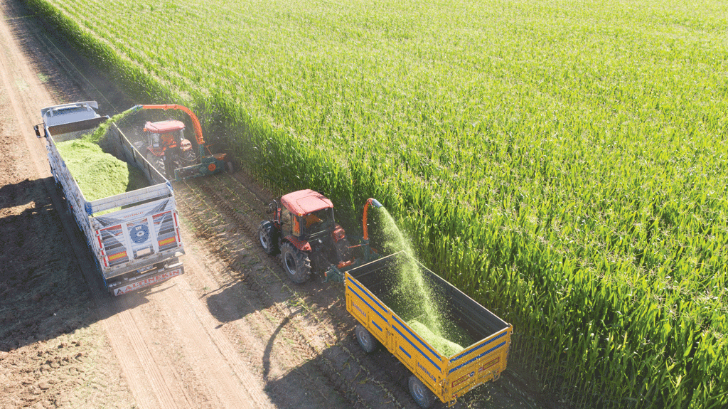 Farmer choosing agricultural machinery based on crop and tractor requirements || Abollo Agricultural Machinery